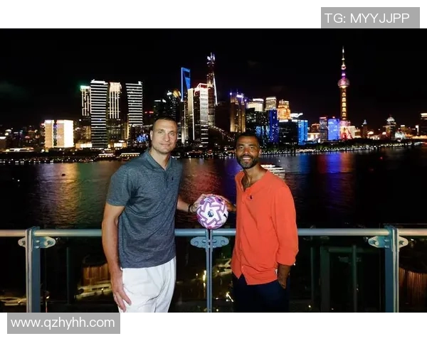 科尔足球明星的独特魅力与技术特点全面解析 科尔足球明星的独特魅力与技术特点全面解析